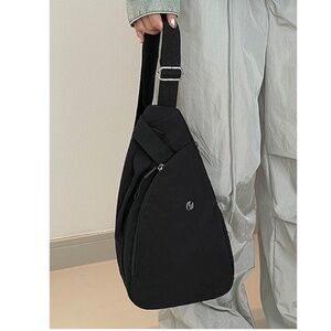 Zenana WEATHER RESISTANT CROSSBODY SLING BAG